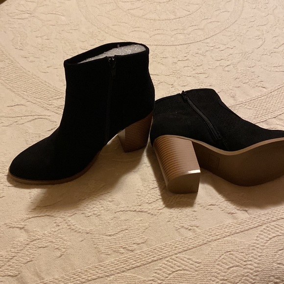 Booties - Picture 3 of 3